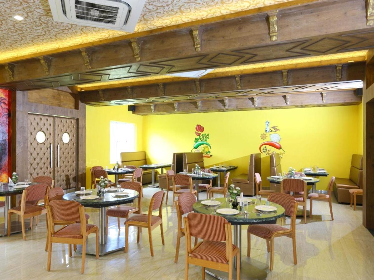 Cinemascope An Apart Hotel Chennai Extérieur photo