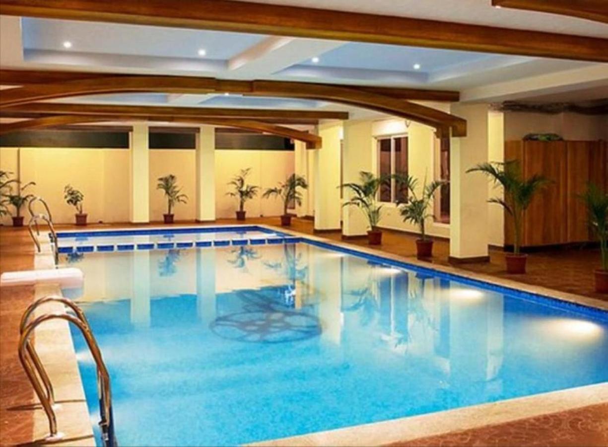 Cinemascope An Apart Hotel Chennai Extérieur photo
