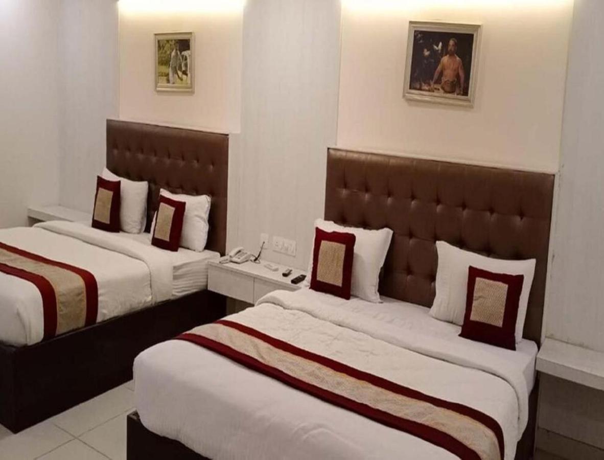 Cinemascope An Apart Hotel Chennai Extérieur photo